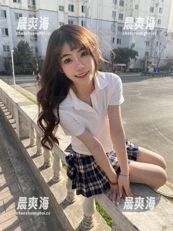哎呀，下载www.51.com，不用再偷偷摸摸刷八卦，畅快吃瓜无压力！