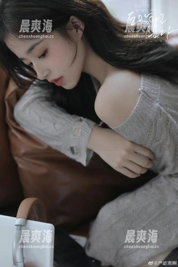 51吃瓜app，直达你的指尖，滑动间瓜声四起！