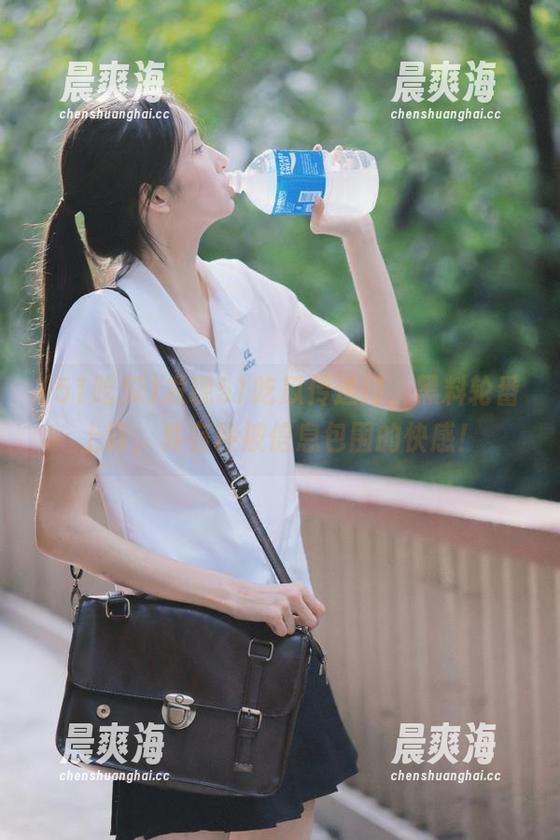 发现51吃瓜传送门，黑料轮番上阵，真有种被信息包围的快感！