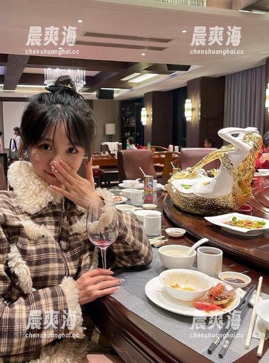 最新发现！91吃瓜cg里的“老虎菜”，舌尖上的交响曲就在眼前。