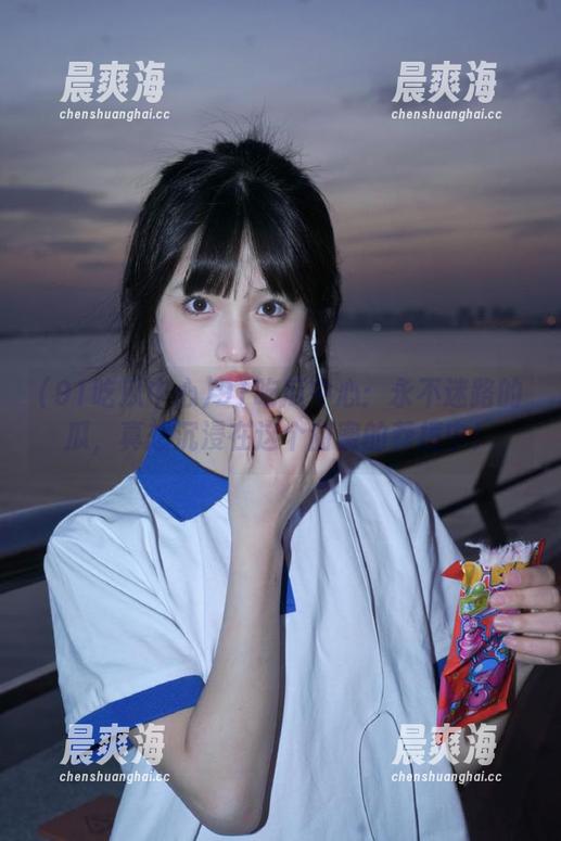 91吃瓜中心：永不迷路的瓜，真想沉浸在这个甜蜜的莽撞中！