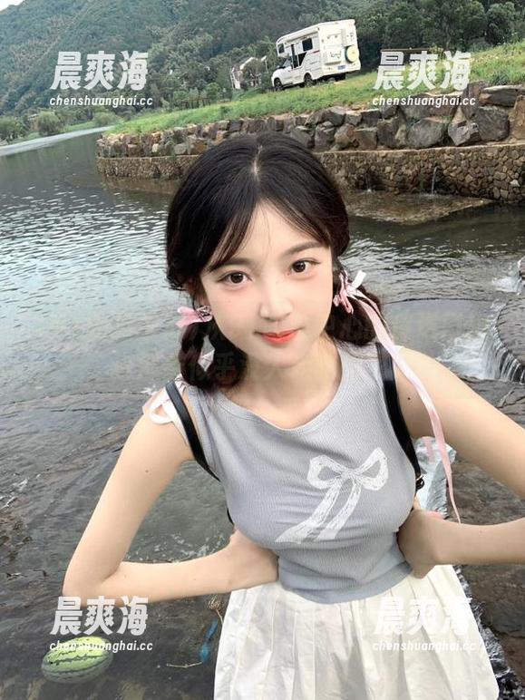 从91吃瓜中心的传送门跳进那条似乎没人走的回家路