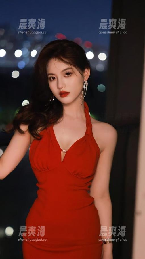 “zztt11”的资源，这一路走来我的目光都被吸引偏了，快让我逃不掉吧？