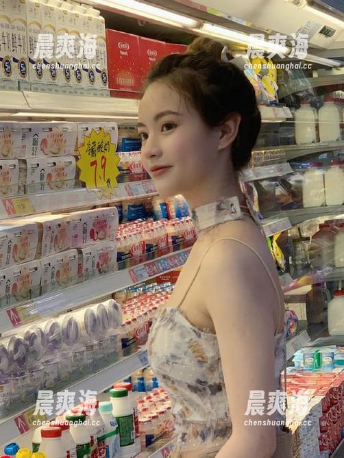 链接这条路，真是通往“正能量黑料社”的迷雾之中，越走越奇怪。
