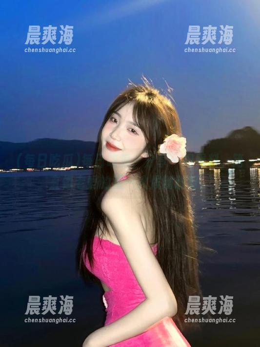每日吃瓜，分享一把黑料，简直像老妈的菜—火候刚刚好。