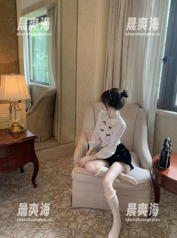 黑料不打烊苹果版：要有正能量，还是少些黑料才配！