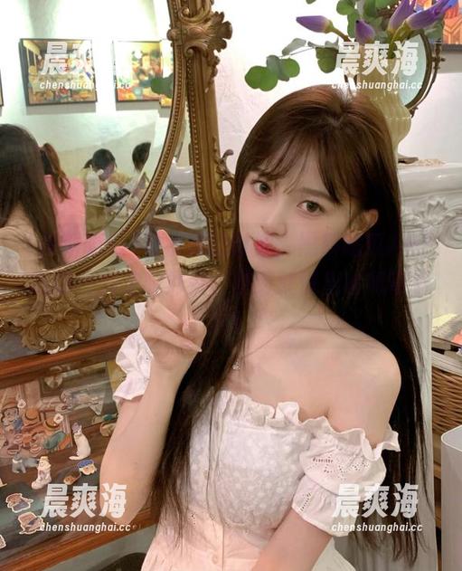 看视频的时候，黑料吃瓜APP就像一颗定时炸弹，随时就冒出啥稀奇事儿！