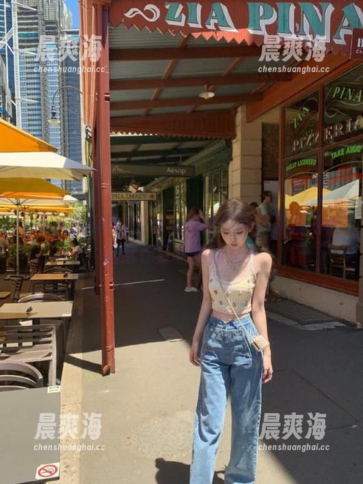 下载黑料吃瓜网，最新地址都给你打包送到家！