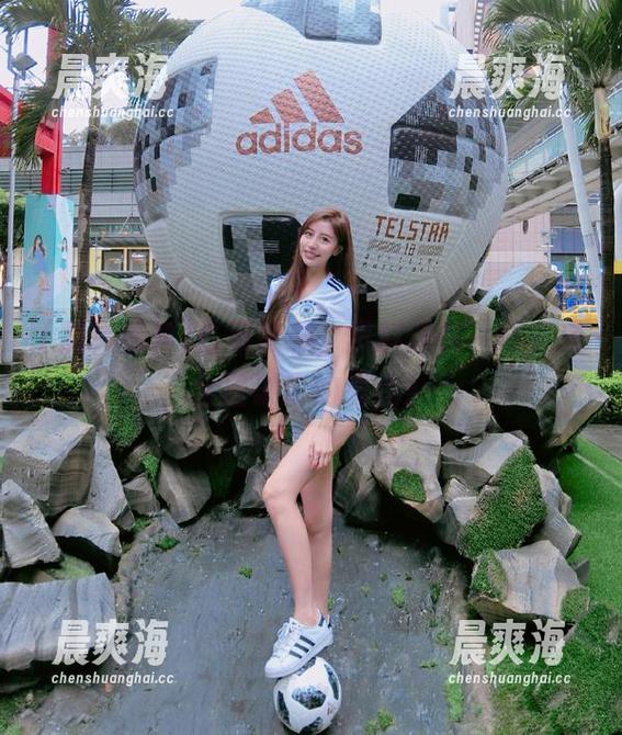 首页来袭，黑料爆料一秒变成全民讨论的焦点？