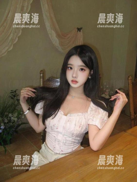 草根和皇族的斗争，黑料爆料app带你突破官网的防线！